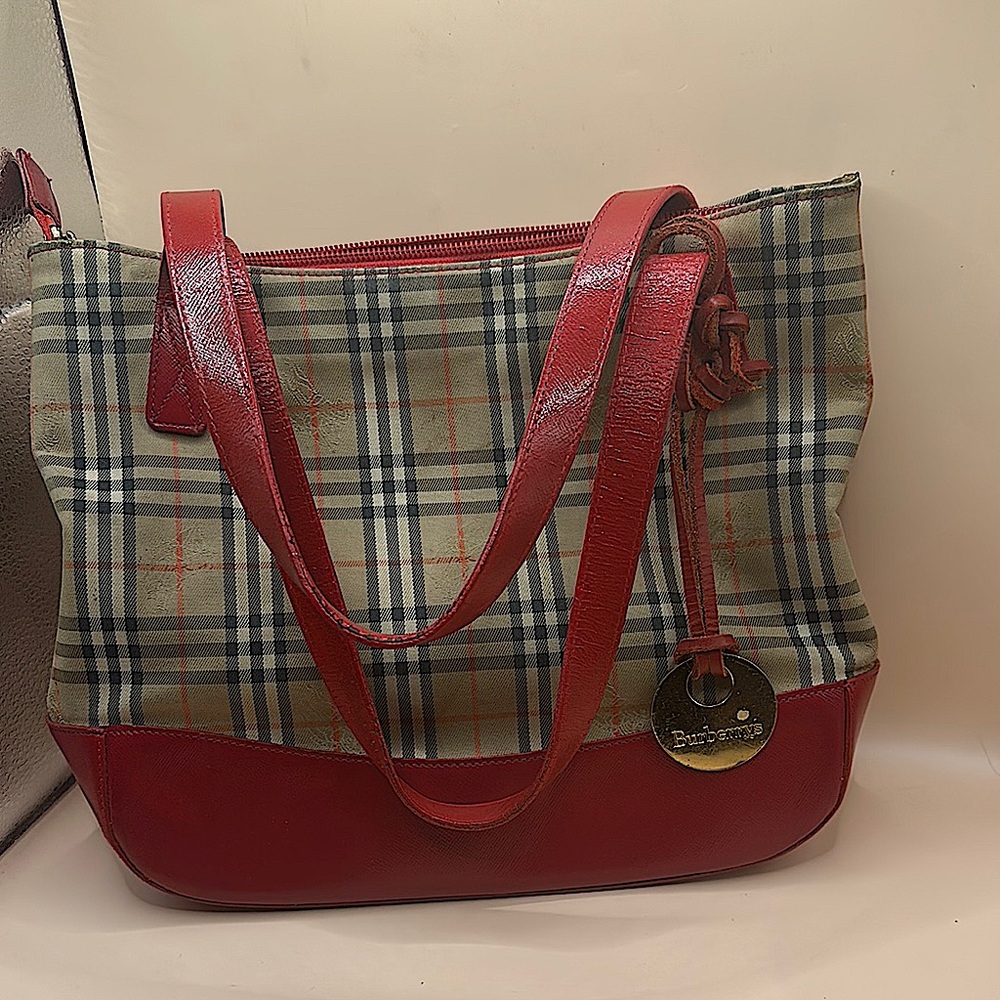 Burberrys 19th Century Purse Handbag